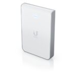 Ubiquiti U6-IW im eingebauten Zustand mit LED-Statusanzeige und dezentem Design
