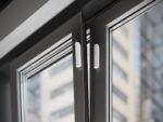 Ajax DoorProtect Plus Jeweller, weiß – Öffnungsmelder mit Erschütterungs- & Neigungssensor – Bild 2